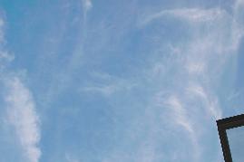 26.06.2004: 08 Uhr 02-32: durch Chemtrails gebildete zirrusartige Wolkenbildung